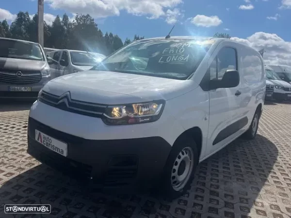 Citroën BERLINGO LONGA COM FRIO 102cv (16.400€)