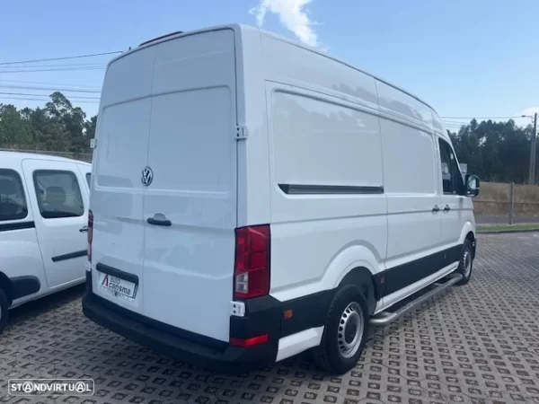VW CRAFTER TDI COM AC (18 900€)