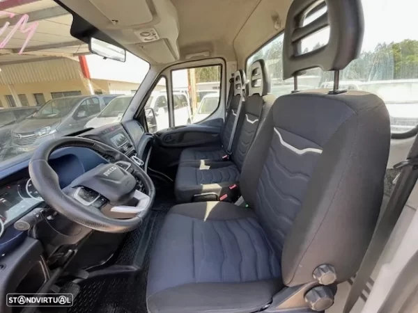 Iveco DAILY 35-180 CAIXA AUTOMATICA (19 800€)