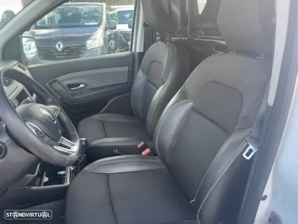 Renault EXPRESS 15.DCI COM AC (13 900€)