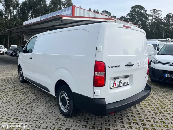 Opel VIVARO LONGA (16 300€)