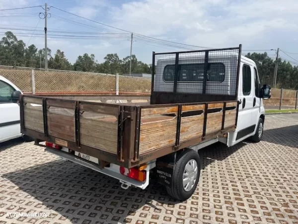 Fiat DUCATO 2.2 140cv CAB/DUPLA 7 Lug. (23 300€)