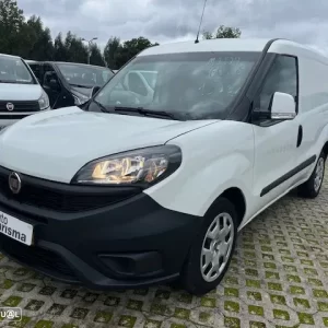 Fiat DOBLO 1.6 120cv 3Lug. (12 300€)