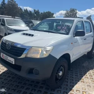 Toyota HILUX 144cv CAB/DUPLA COM AC (21 900€)