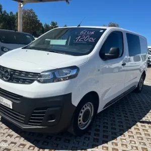 Opel VIVARO 120cv 6LUG (18 500€)