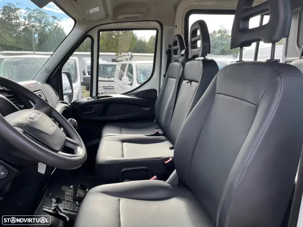 Iveco Daily 35-130 Kombi 6Lug. (18 900€)