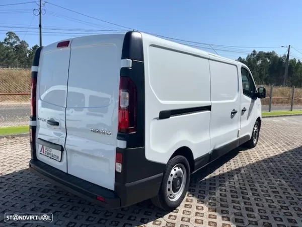 Renault TRAFIC LONGA 2.0 120cv COM FRIO (16 900€)