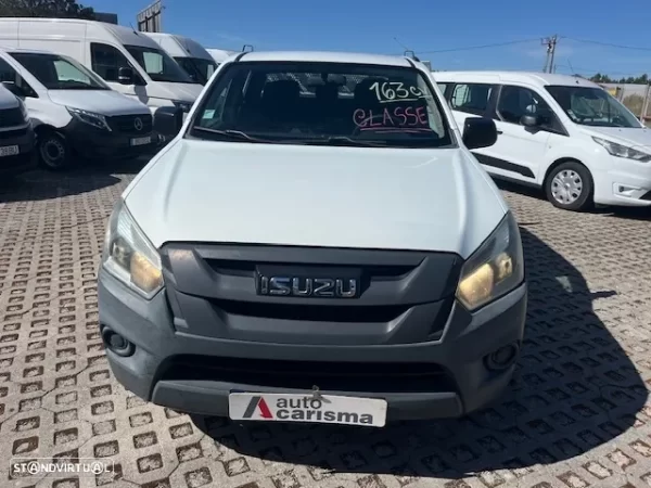 Isuzu D MAX CB/DUPLA 163cv Classe 1 15 900€