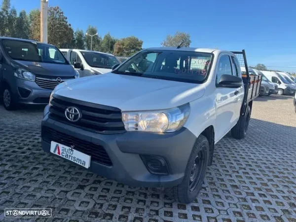 Toyota HILUX Club 150cv 3 Lug. 17 300 €