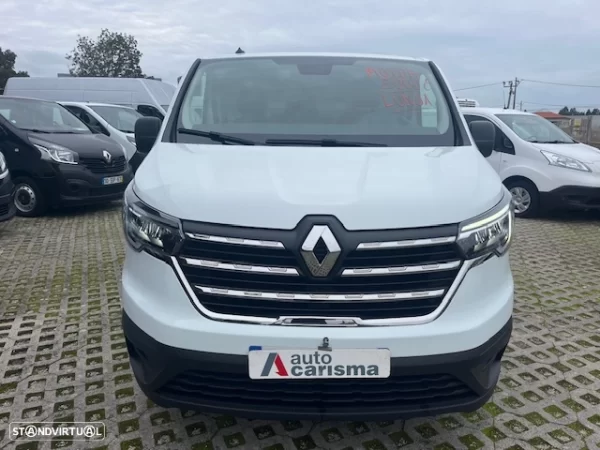 Renault TRAFIC 2.0 lONGA 130cv COM GPS 21 400€