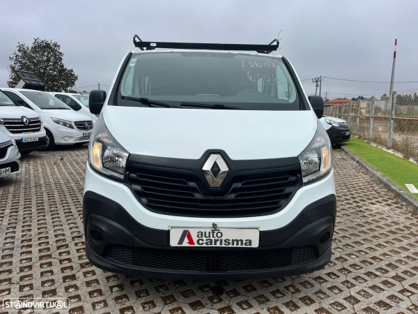 Renault TRAFIC 6 LUG LONGA DUPLA PORTA LATERAL 15 800€