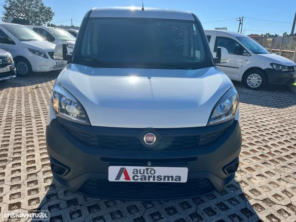 Fiat DOBLO 95cv COM AC 8 500 €